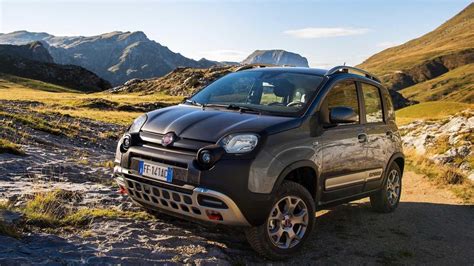 Fiat Panda Cross Cross 1.0 FireFly S&S Hybrid nuove, listino prezzi ...