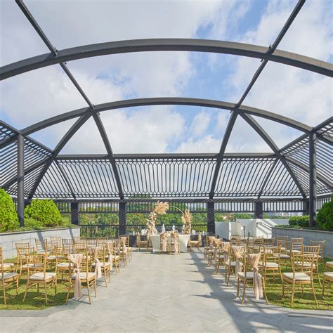 Grand Park City Hall: This Sky-High Rooftop Venue Lets You Say I Do in the Clouds