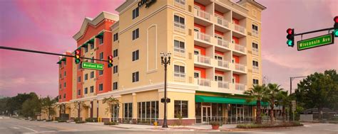 Business Hotel in Deland | Courtyard DeLand Historic Downtown