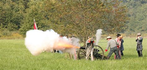 Interestingly The first American civil war reenactors were actually ...