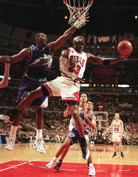 Nba Finals 1997 / Steve Kerr's winning shot - Chicago Bulls Photo ...