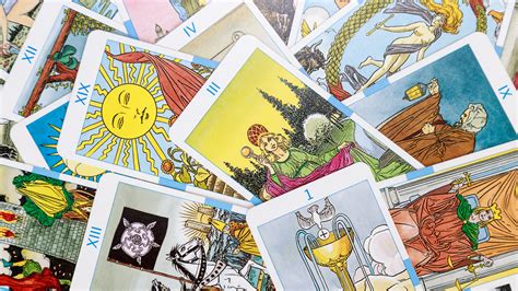 How Tarot Cards Are Used to Help Mental Health | Teen Vogue