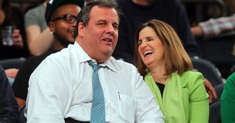 Gov. Christie, wife illustrate growing trend