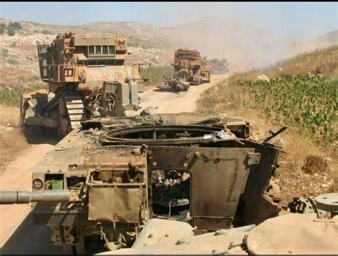 year 2006 the second lebanese three merkava destroyed : r/TankPorn