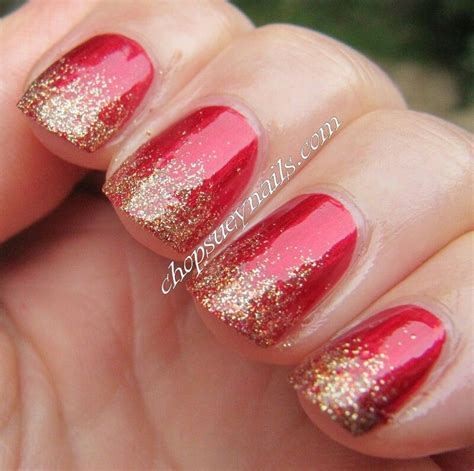Christmas nails | Glitter gradient nails, Gold nail designs, 49ers nails