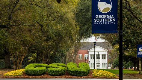 Georgia Southern unveils new building on Armstrong campus