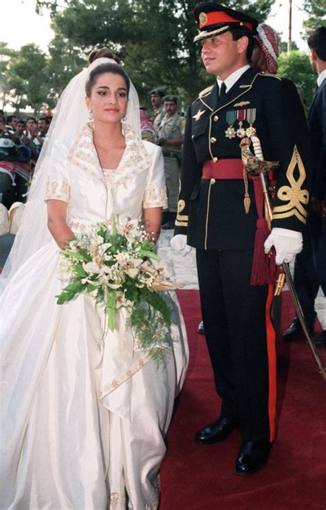 Queen Rania outfits and fashion over the years | Al Bawaba