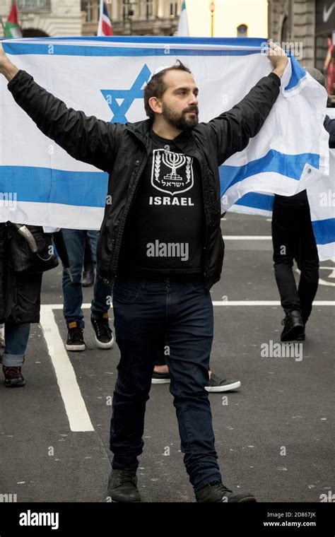 4th November 2017, London, United Kingdom:-Pro Israeli protesters ...