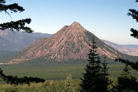 Hiking Black Butte Trail Near Mount Shasta - Northern California Hiking ...