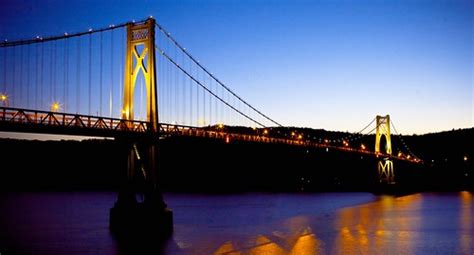 Mid-Hudson Valley Bridge, sunset | Esther Lee | Flickr