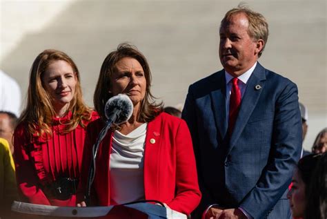 All eyes on Sen. Angela Paxton as Texas Senate takes up her husband’s ...