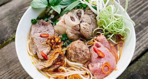 Vietnamese Food: 50 Delicious Dishes You Need To Try