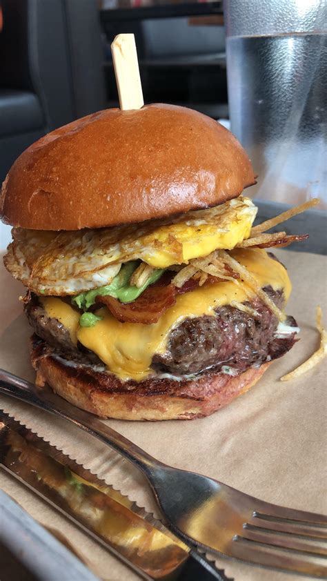 Still thinking about this breakfast burger from Hopdoddy’s earlier : r/FoodPorn