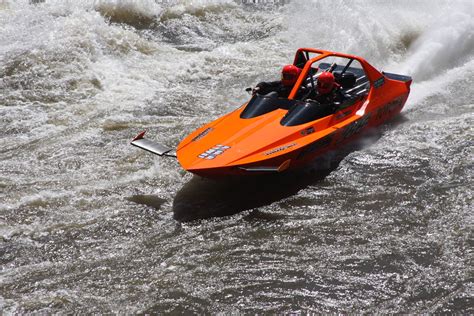 A First Timer's Guide to the Salmon River Jet Boat Races | Visit Idaho