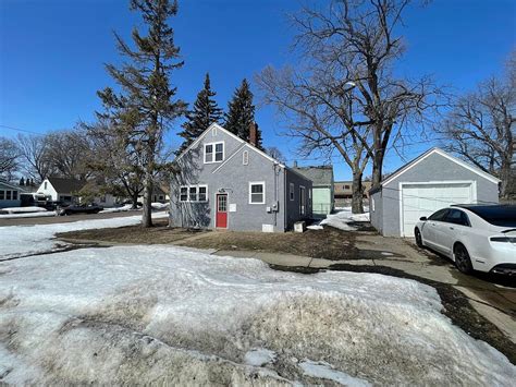 1826 S Summit Ave, Sioux Falls, SD 57105 | Zillow