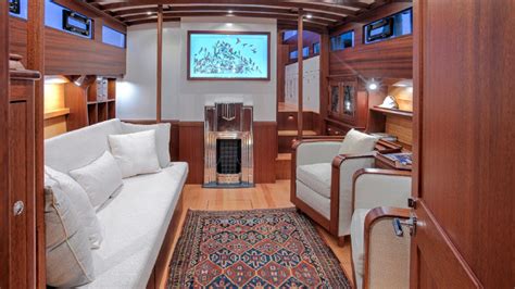 The World's Oldest Huckins Cruiser Was Revived With a Modern Makeover