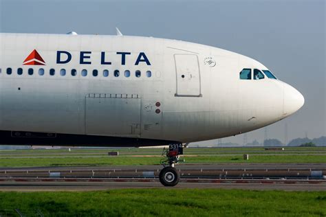 Delta Is Cutting Flights to 3 Major Cities, Including Maui — Best Life