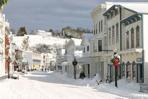 Mackinac Island in winter | Mackinac island, Mackinac, Mackinac island michigan