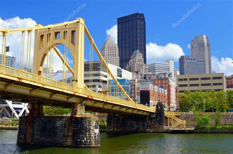 Pittsburgh Waterfront — Stock Photo © sepavone #12207045