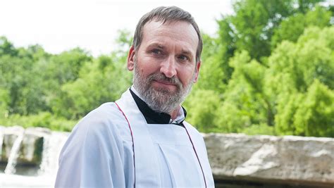 'The Leftovers': Christopher Eccleston on Episode 5