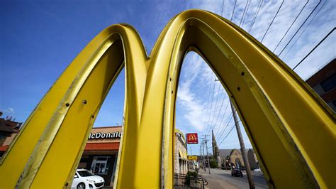 McDonald's CEO announces company focus on affordability in 2024