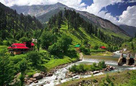 Top 10 Beautiful Valleys in Pakistan like Heaven on Earth