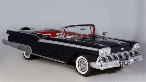 1959 Ford Fairlane 500 Skyliner | T56 | Monterey 2015