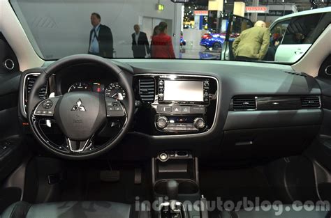 2016 Mitsubishi Outlander dashboard at 2015 Frankfurt Motor Show