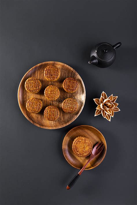 Mid-autumn Festival Mooncake Picture And HD Photos | Free Download On ...