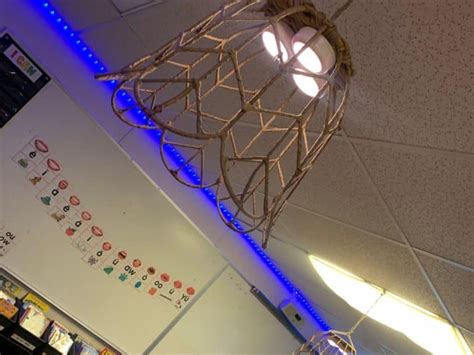 9 Classroom Lighting Ideas For Improved Creativity (and Fewer Headaches ...