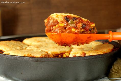 Chili Cornbread Skillet - A Kitchen Addiction