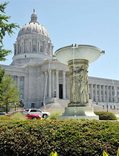 Missouri Senate advances scaled-back income tax cut | Jefferson City News Tribune