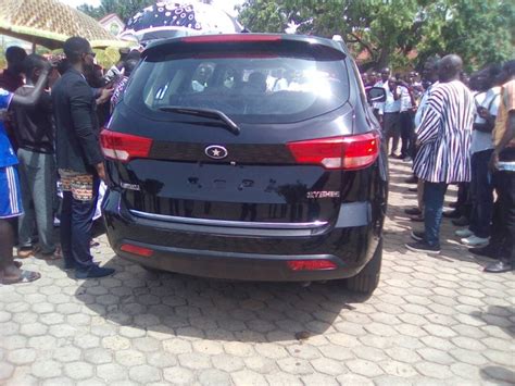 Okyenhene buys Kantanka SUV - Graphic Online