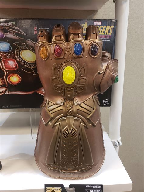 The 10 Best Avengers Infinity War Merchandise Items Available Now!