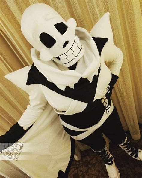 Cross Sans and Xtale!Papyrus Cosplay | Undertale AUs Amino