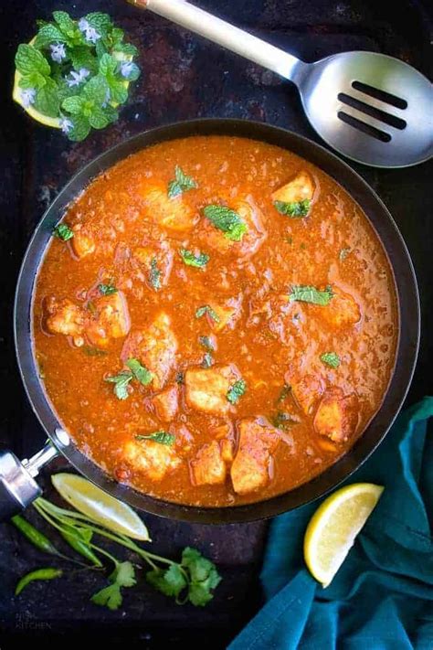 Chicken Vindaloo | Video - NISH KITCHEN