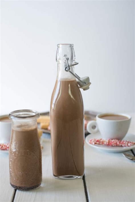 Cashew Milk Peppermint Mocha Coffee Creamer | Receta