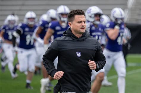 JMU has a new head football coach with the hiring of former Holy Cross coach Bob Chesney - Yahoo ...