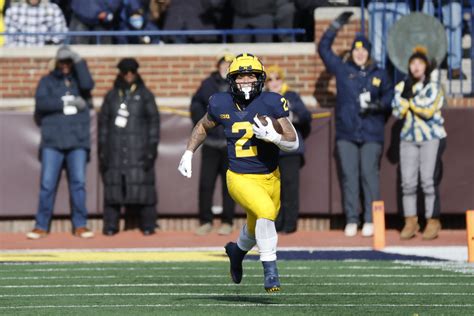 REPORT: Michigan Running Back Blake Corum to Have Season-Ending Knee Surgery - BVM Sports