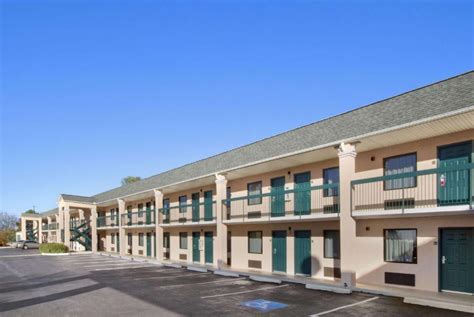 Days Inn by Wyndham Lexington Hotel (Lexington (SC)) - Deals, Photos ...