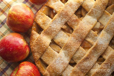 Apple Pie with Lattice Crust Photograph by Diane Diederich - Fine Art America