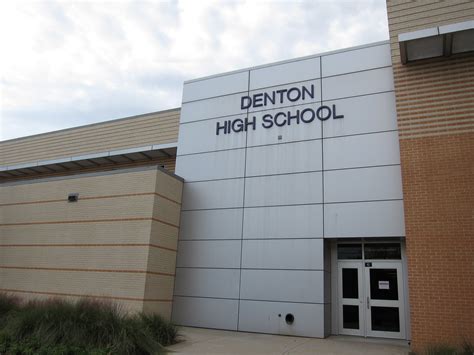 Information about "IMG_0412.JPG" on denton high school - Denton - LocalWiki