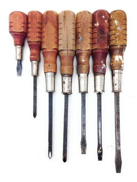 Vintage Set of 7 Irwin Screwdrivers with Wood Handles #IRWIN | Vintage tools, Wood handle, Vintage