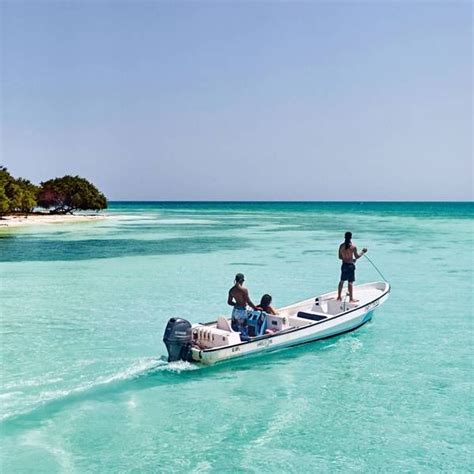 Join the beach party in The Bahamas in 2020 | Walk around the world ...