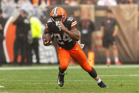 Cleveland Browns RB Nick Chubb Suffers Knee Injury vs. Pittsburgh ...