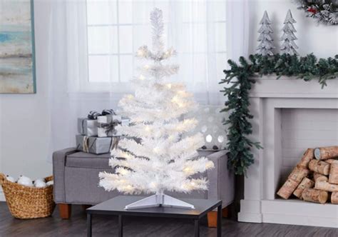 Amazon Christmas Trees on Sale! As low as $39.99!