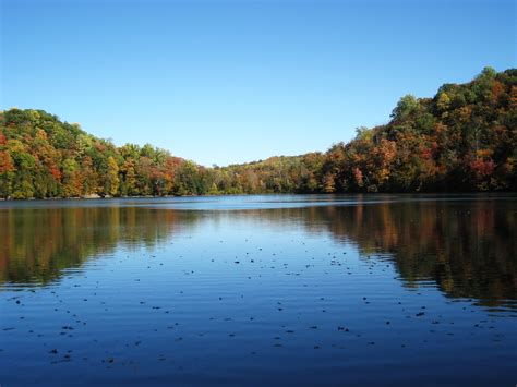 File:Round Lake (2) - Fayetteville NY.jpg - Wikimedia Commons