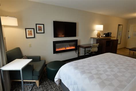 Meeting Rooms at Holiday Inn & Suites MINNEAPOLIS - LAKEVILLE, 20800 ...