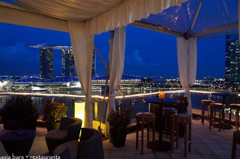 The Lighthouse Restaurant & Rooftop Bar- The Fullerton Hotel, Singapore ...