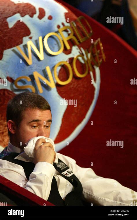 Snooker - Embassy World Championship 2004 Stock Photo - Alamy